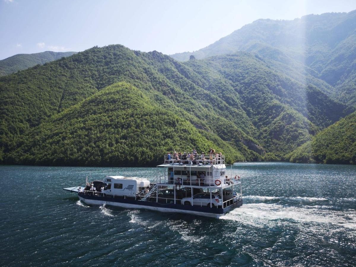 Rozafa Ferry & Accommodation Koman Zewnętrze zdjęcie
